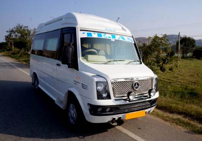 12 Seater Tempo Traveller Rental