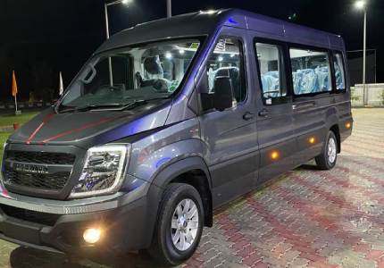Urbania Traveller 17 Seater Rental